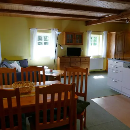 No.5 - Ferienwohnung Schkade Kleingiesshubel Номер фото