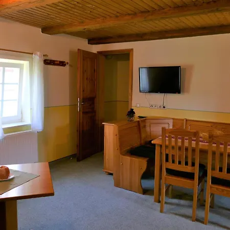 No.5 - Ferienwohnung Schkade Kleingiesshubel Номер фото