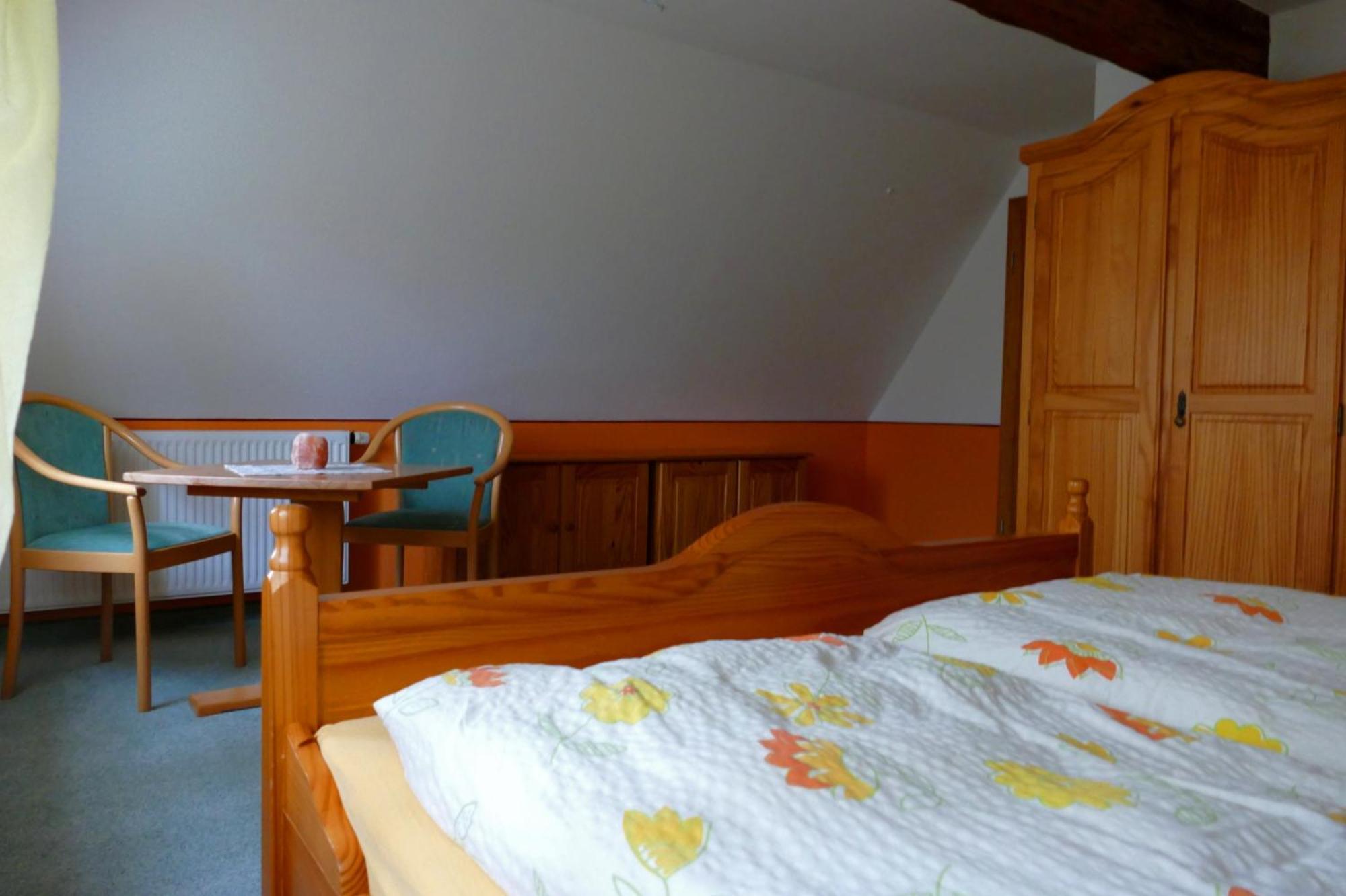No.5 - Schkade Apartment