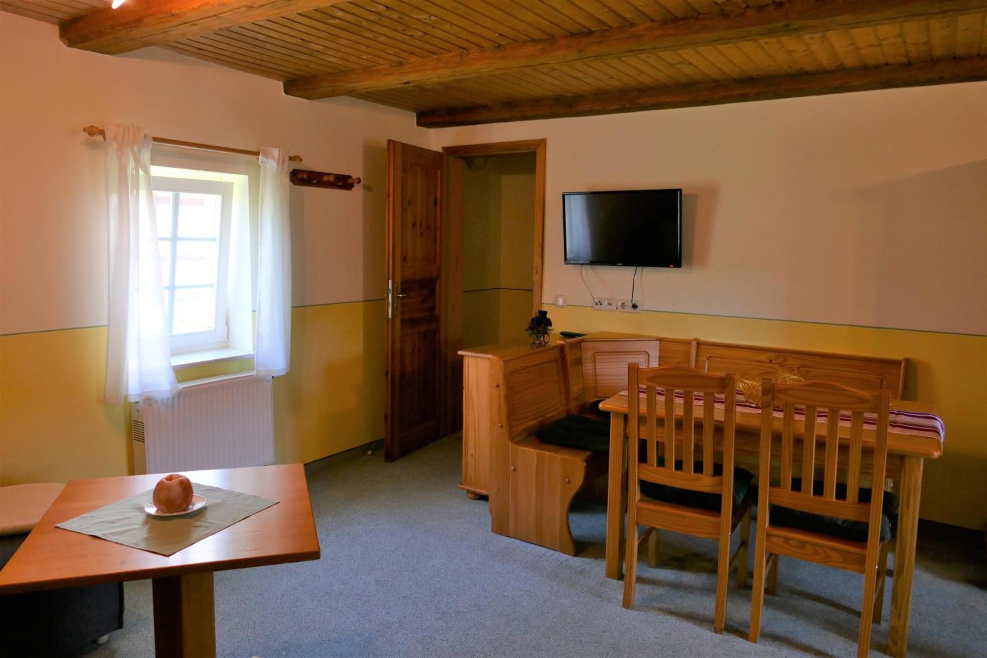 Apartment No.5 - Schkade Kleingiesshubel